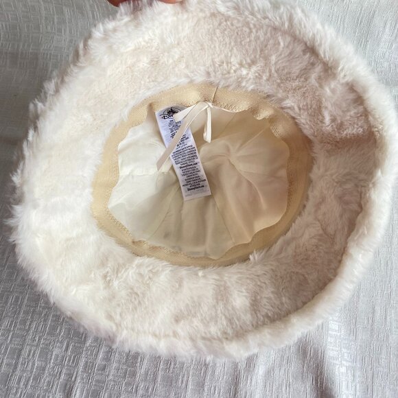 Disney Winnie The Pooh Faux Fur Adjustable Bucket Hat - Picture 5 of 9